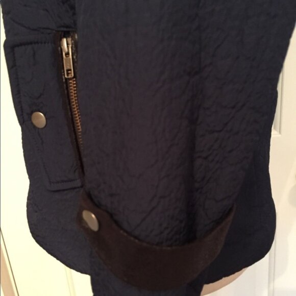 BARNEYS NY JACKET BLUE TEXTURED FAUX FUR LINED COLLAR POCKETS Size 4 - Picture 5 of 8